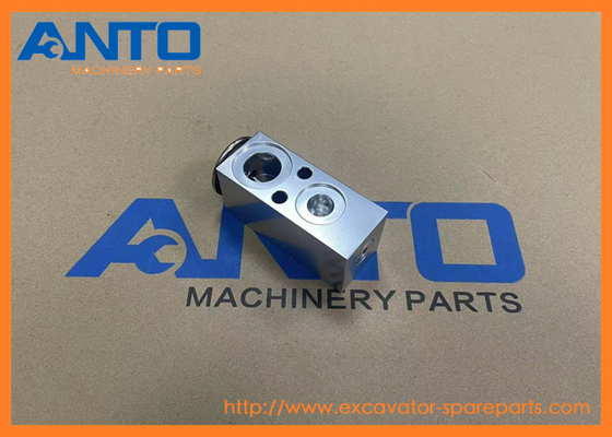 6207-21-2110 6207-21-2111 Expansion Valve Assembly KOMATSU Excavator Engine Parts For 3D95S-W-1A