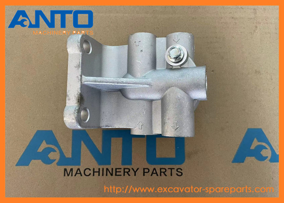 6745-71-7211 6745717211 Filter Head Excavator Parts For KOMATSU D65EX D65PX D65WX GD655 GD675